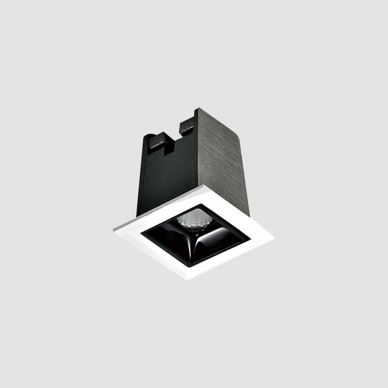 XT00102